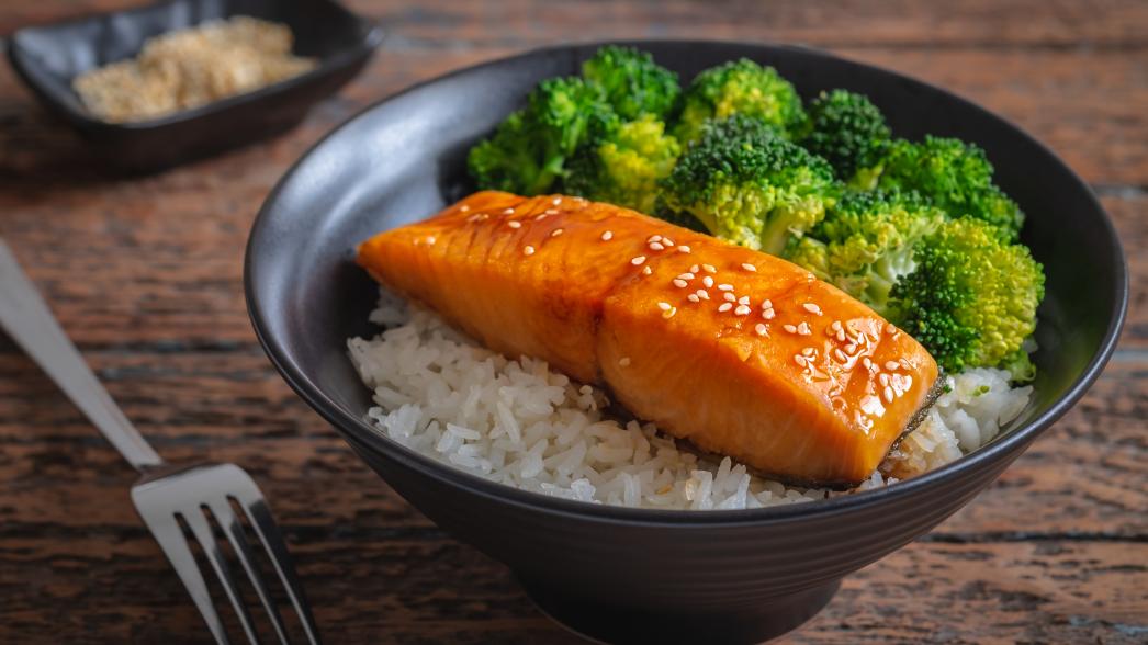 salmon broccoli